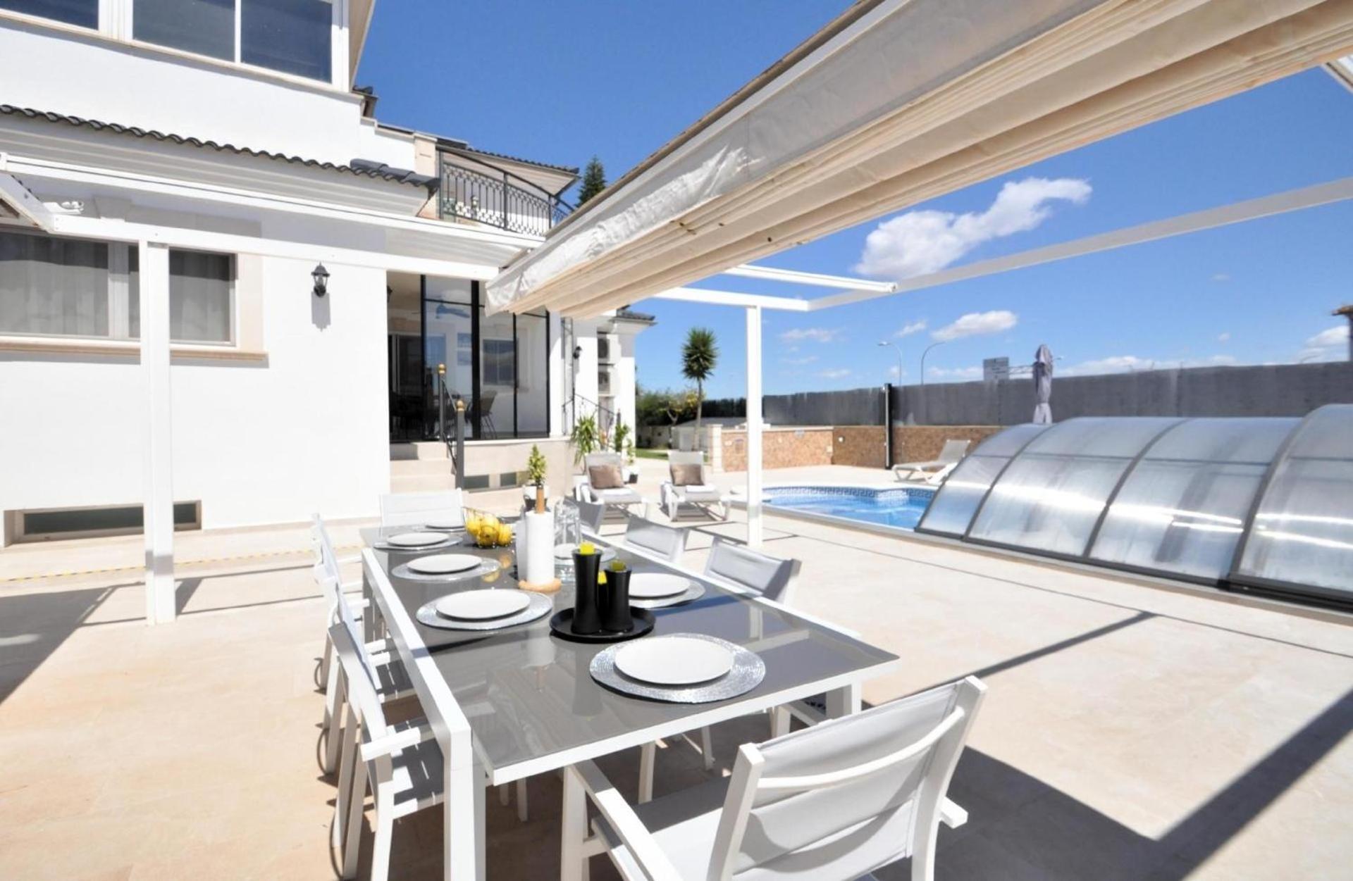 Mit Privatpool Fuer 8 Personen Ca 250 Qm In Marratxi, Mallorca Und Umgebung Hébergement de vacances *